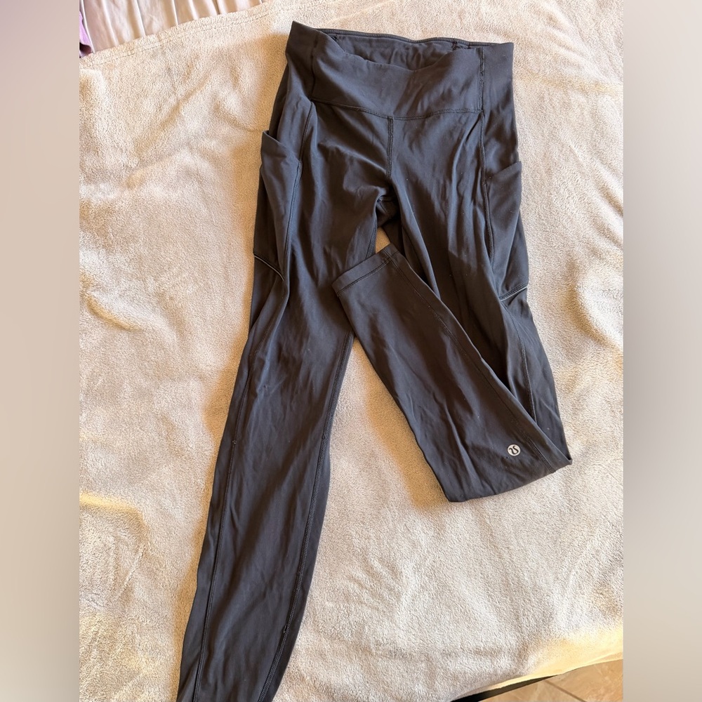 Lululemon Athletica Black Leggings with pockets